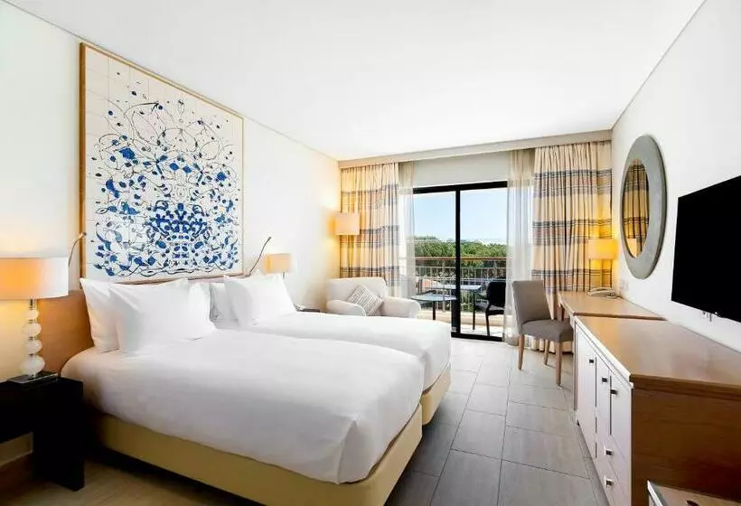 景色の見えるデラックスルーム, Hilton Vilamoura As Cascatas Golf Resort & Spa