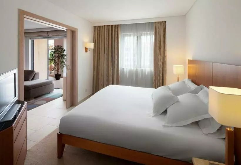 プールビューの２ベッドルームアパート, Hilton Vilamoura As Cascatas Golf Resort & Spa