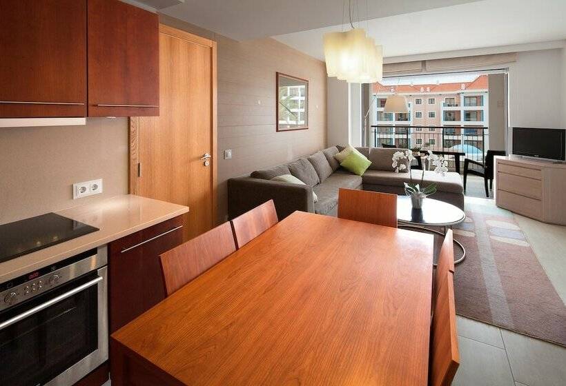 2침실 아파트 풀장 전망, Hilton Vilamoura As Cascatas Golf Resort & Spa