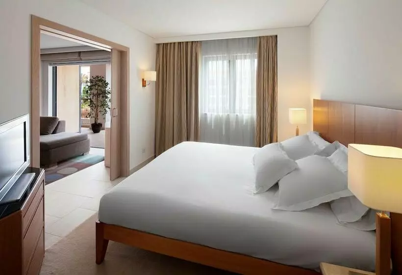 プールビューの２ベッドルームアパート, Hilton Vilamoura As Cascatas Golf Resort & Spa