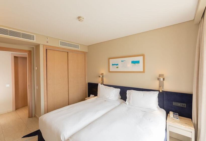 2침실 아파트 풀장 전망, Hilton Vilamoura As Cascatas Golf Resort & Spa