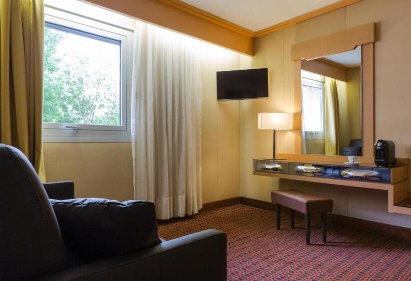 Семейный Номер, Hôtel Du Béryl, Lons Le Saunier