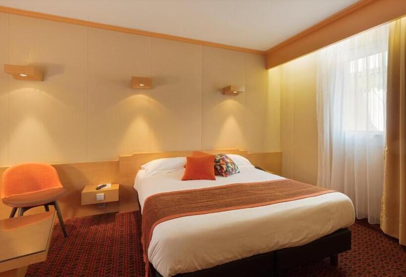 חדר משפחתי, Hôtel Du Béryl, Lons Le Saunier