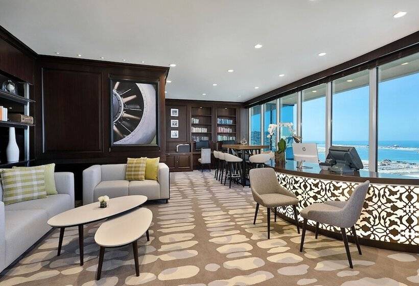 Club Room Sea View, Le Méridien Mina Seyahi Beach Resort & Waterpark