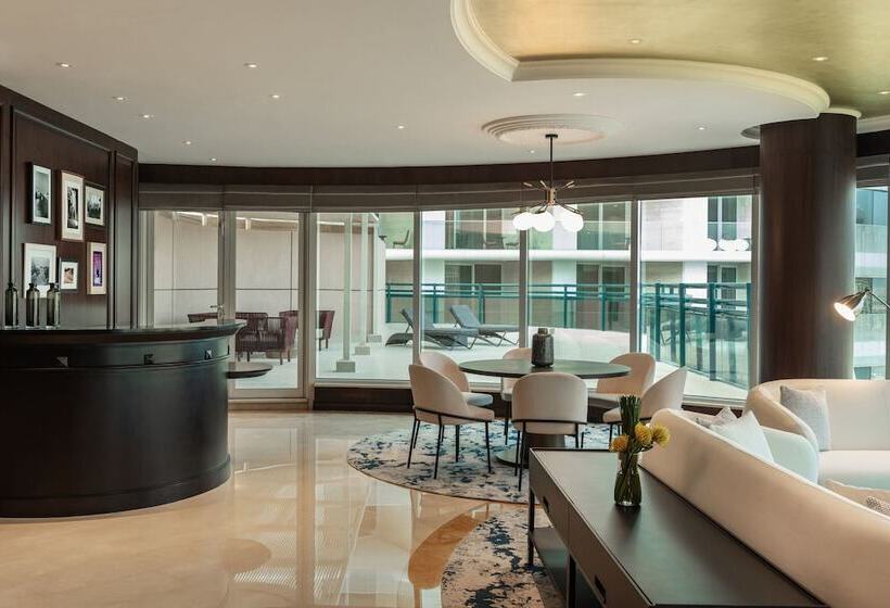 سوئیت پرزیدنت, Le Méridien Mina Seyahi Beach Resort & Waterpark