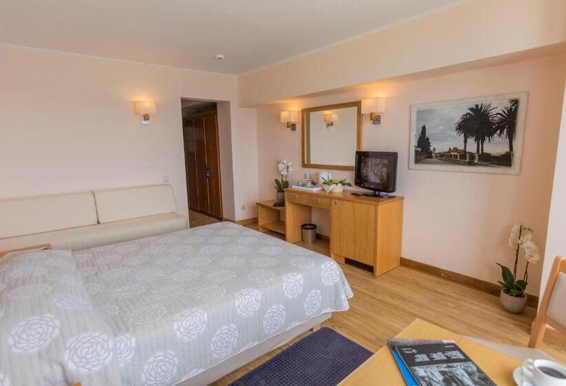 Triple Room Sea View, Mediterranee