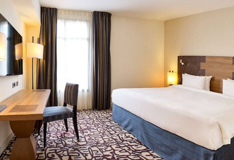 Полулюкс, Radisson Blu Hotel Marseille Vieux Port