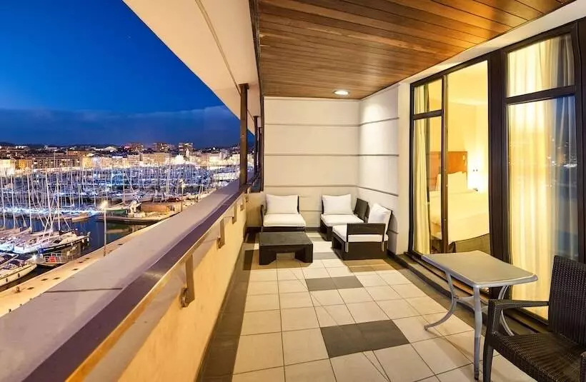 سوئیت با چشمانداز, Radisson Blu Hotel Marseille Vieux Port