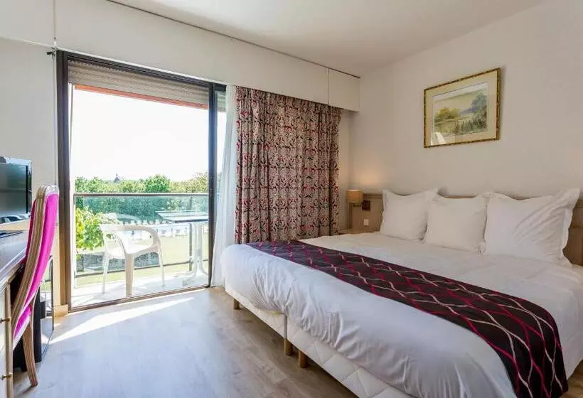 Superior Room, Restaurant Du Chateau