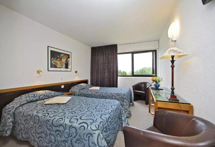 Standard Room, Restaurant Du Chateau