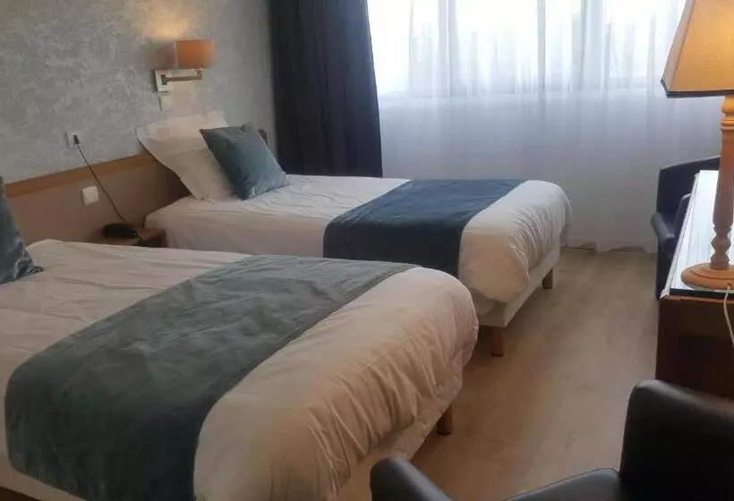Standard Room, Restaurant Du Chateau
