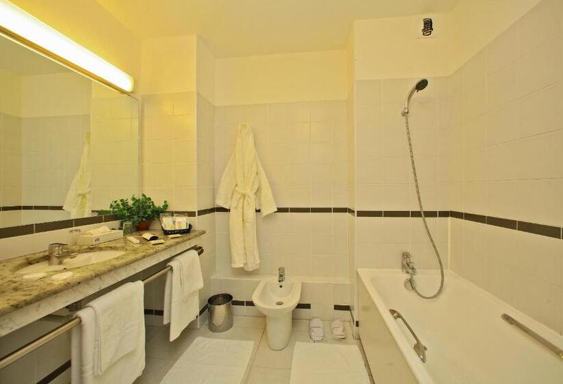 高级大房间, Restaurant Du Chateau