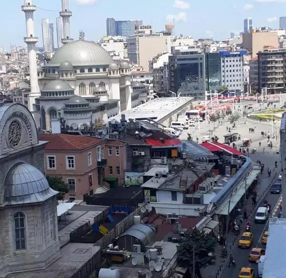 デラックスファミリールーム, Taksim Star