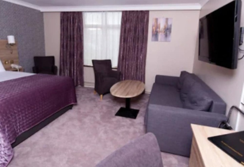 标准间, Treacys West County Conference And Leisure Centre