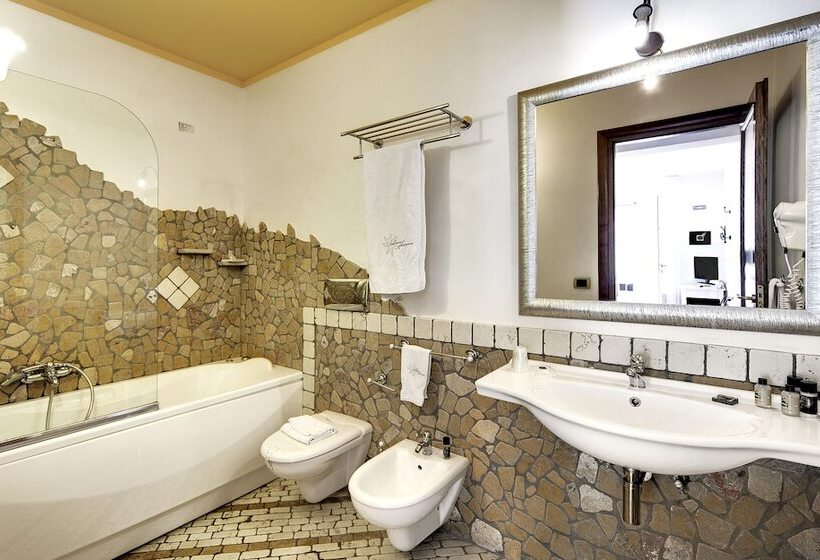 带花园景观的古典房间, Villa Enrica   Aeolian Charme