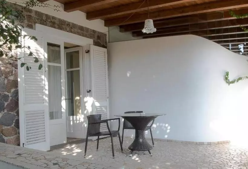 Classic-huone, Villa Enrica Aeolian Charme
