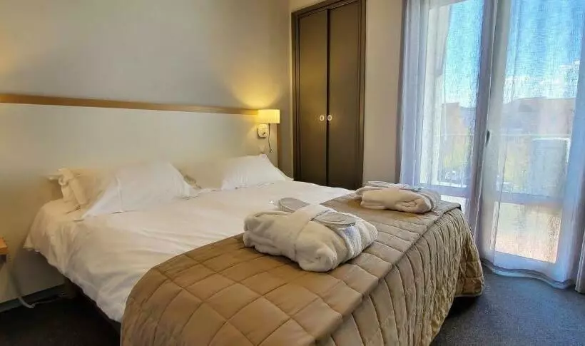 デラックスルーム, Aleria Hotel Atrachjata