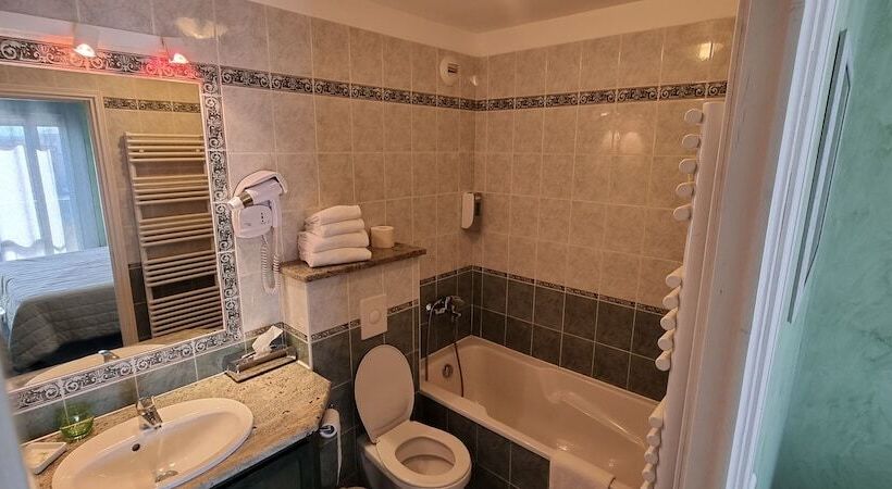 Номер Deluxe, Aleria Hotel Atrachjata