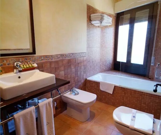 ３ベッドルームアパートメント, Apartamentos Ardales