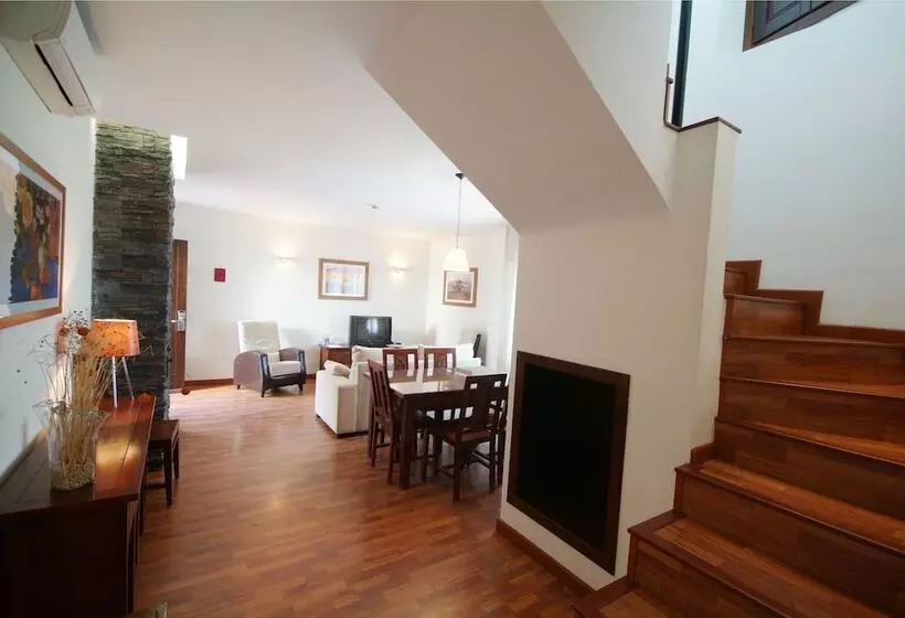 ３ベッドルームアパートメント, Apartamentos Ardales