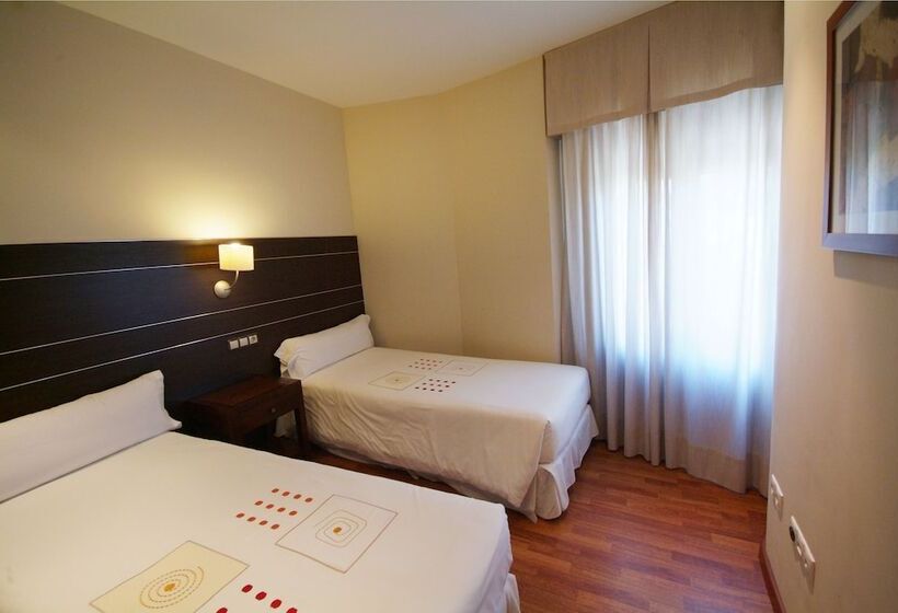 דירת שלושה חדרים, Apartamentos Ardales