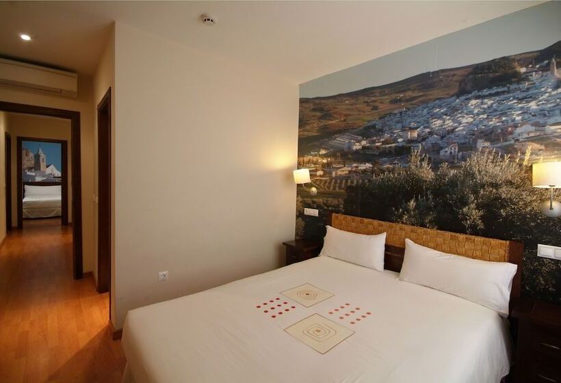 דירת 5 חדרי שינה, Apartamentos Ardales