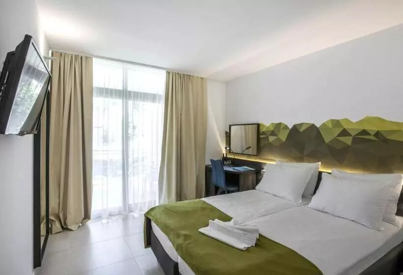 Standard Yhden Hengen Huone Parveke, Bluesun Hotel Alga