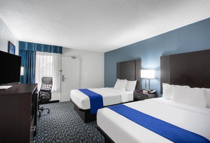 חדר סטנדרט שתי מיטות זוגיות, Baymont By Wyndham Charlotte University