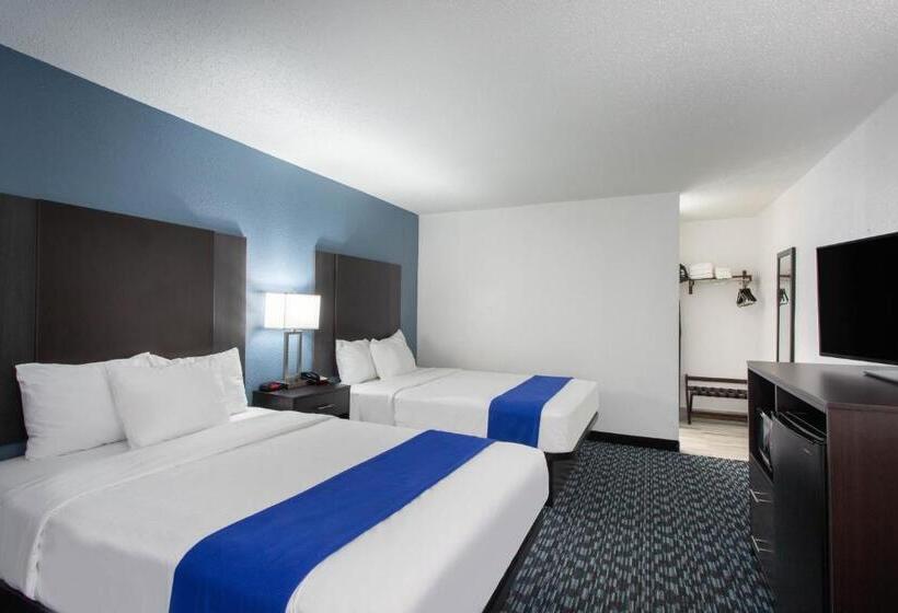 חדר סטנדרט שתי מיטות זוגיות, Baymont By Wyndham Charlotte University