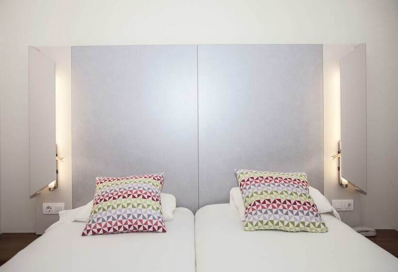 スタンダードルーム, Travelodge Barcelona Cornella Fira