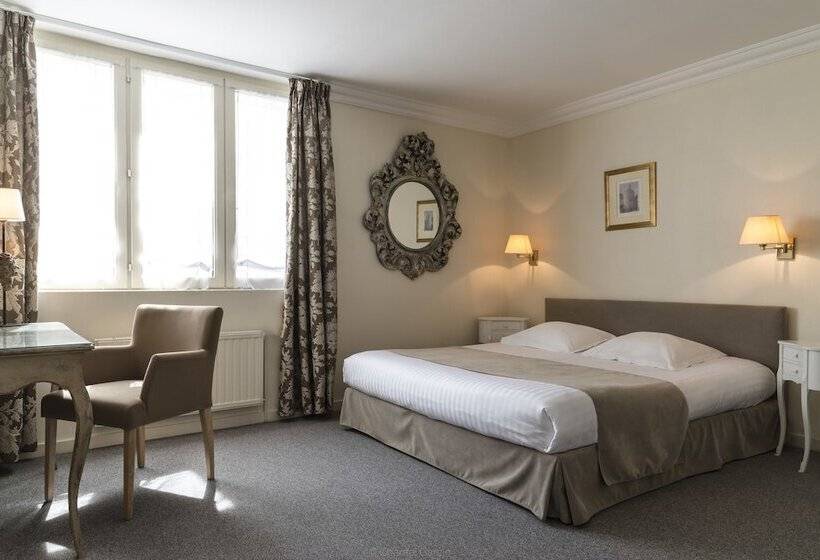 חדר דלוקס, De L Univers