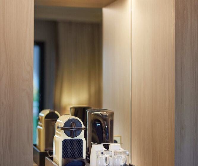 스탠다드 룸 더블 침대, Hilton Mallorca Galatzo