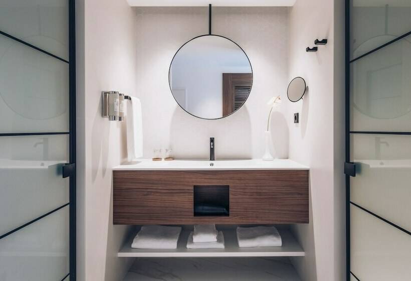 اتاق خانوادگی پایه, Iberostar Selection Playa de Muro Village