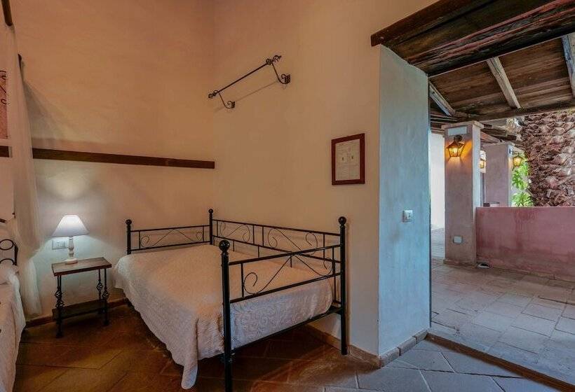 Трехместный Номер Superior, Il Monastero