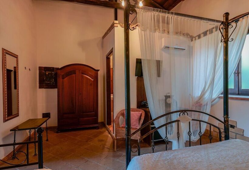 Трехместный Номер Superior, Il Monastero