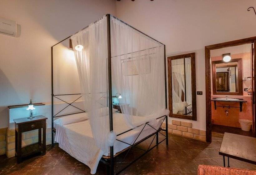 Номер Superior, Il Monastero