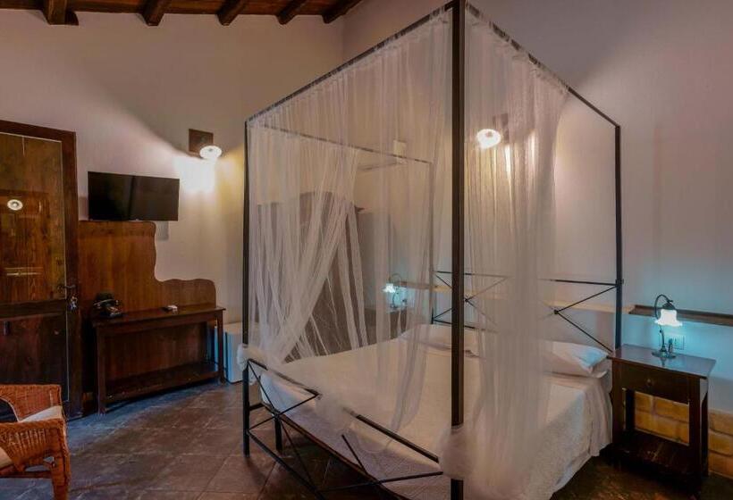 Номер Superior, Il Monastero