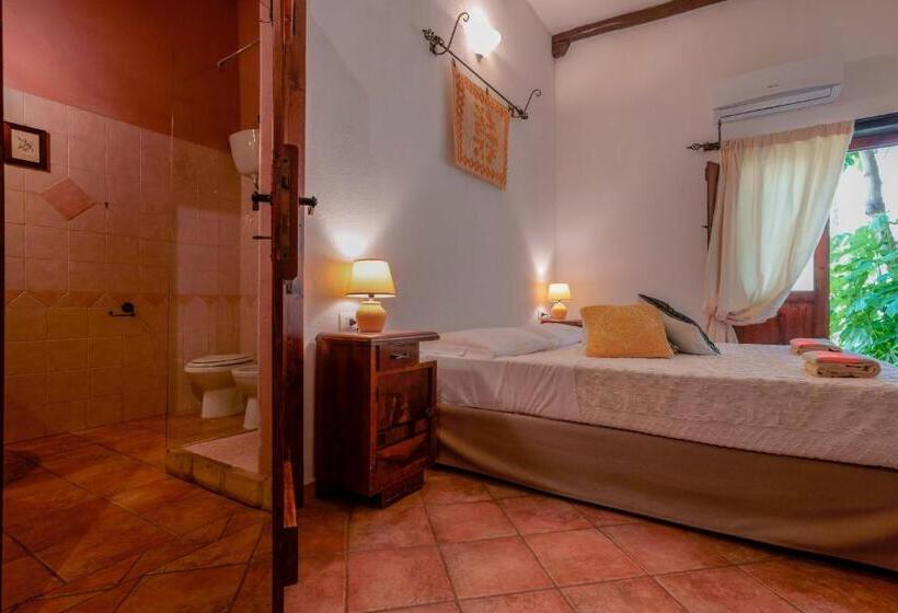 Люкс, Il Monastero