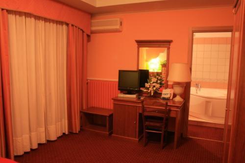 Номер Стандарт, Marchesina Resort Srls