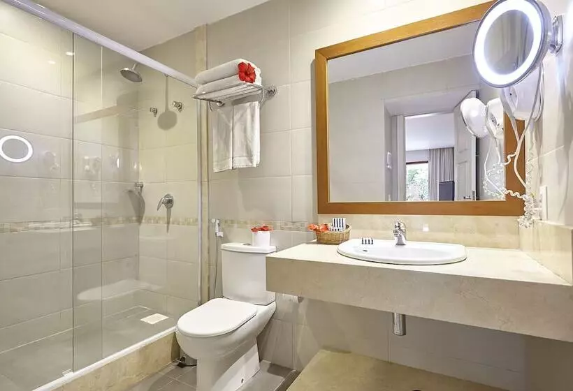 سوییت جونیور, Portobay Buzios