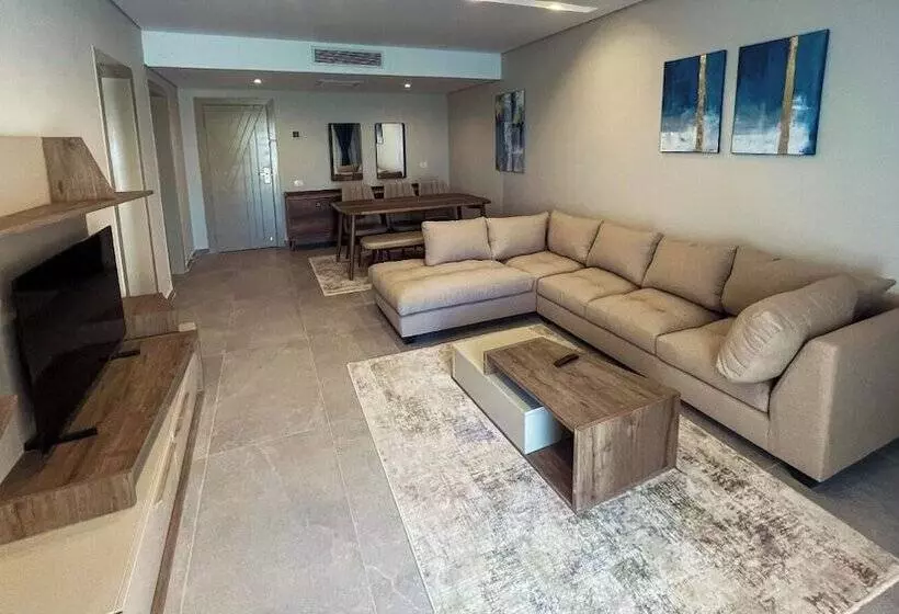 海の見えるマスタースイートルーム, Pyramisa Beach Resort Sahl Hasheesh