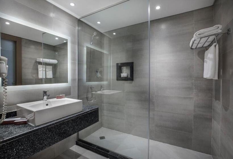 اتاق لوکس با چشم‌انداز, Pyramisa Beach Resort Sahl Hasheesh