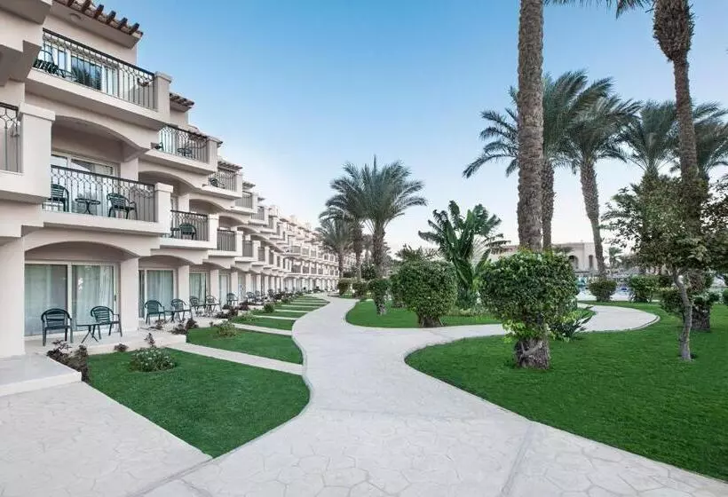景色の見えるデラックスルーム, Pyramisa Beach Resort Sahl Hasheesh