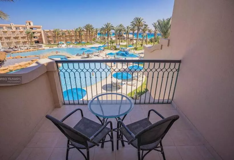 サイドシービュースーペリアールーム, Pyramisa Beach Resort Sahl Hasheesh