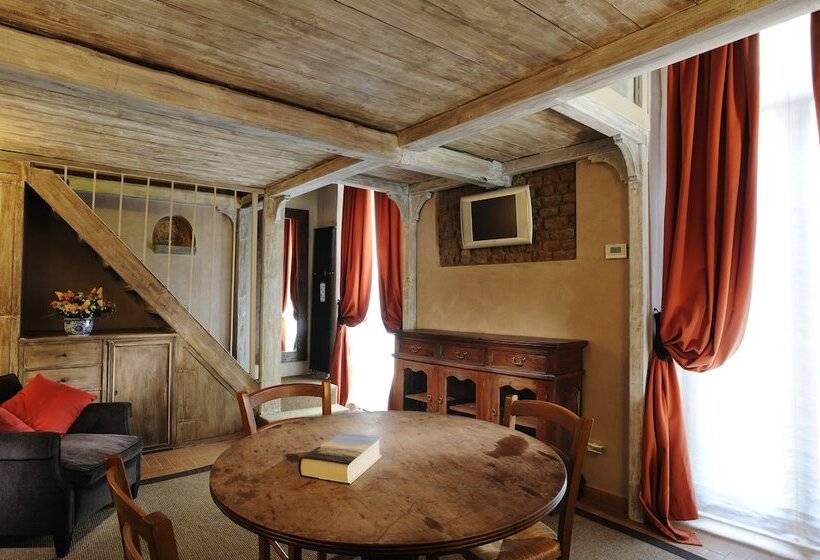 Standard Studio, Residenza San Calisto