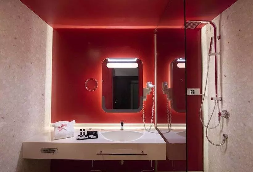 スーペリアールーム, San Ranieri