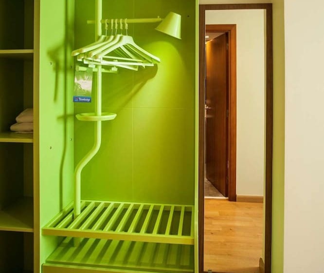 スタンダードトリプルルーム, Travelodge Barcelona Cornella Fira