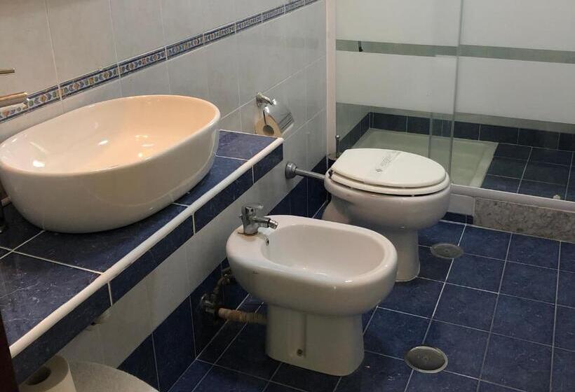 オーシャンビューのスーペリアトリプルルーム, Vietri Coast