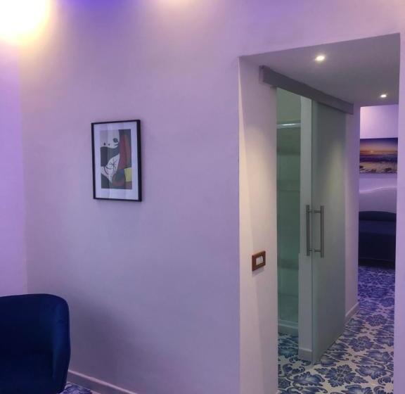 스위트, Vietri Coast