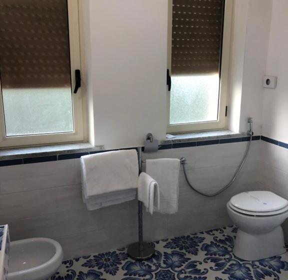 스위트, Vietri Coast